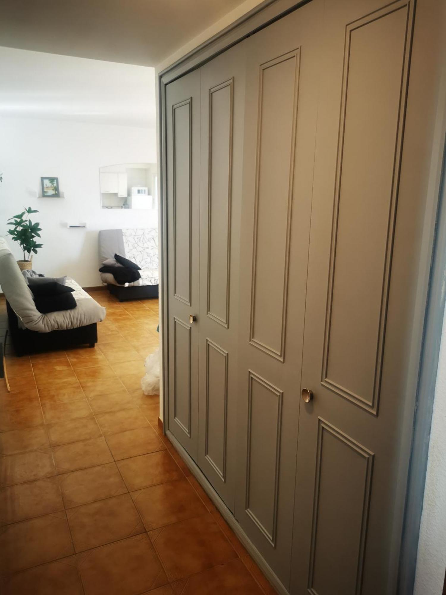 Spacieux Appartement Rose Front Mer Et Piscine Росес Екстер'єр фото