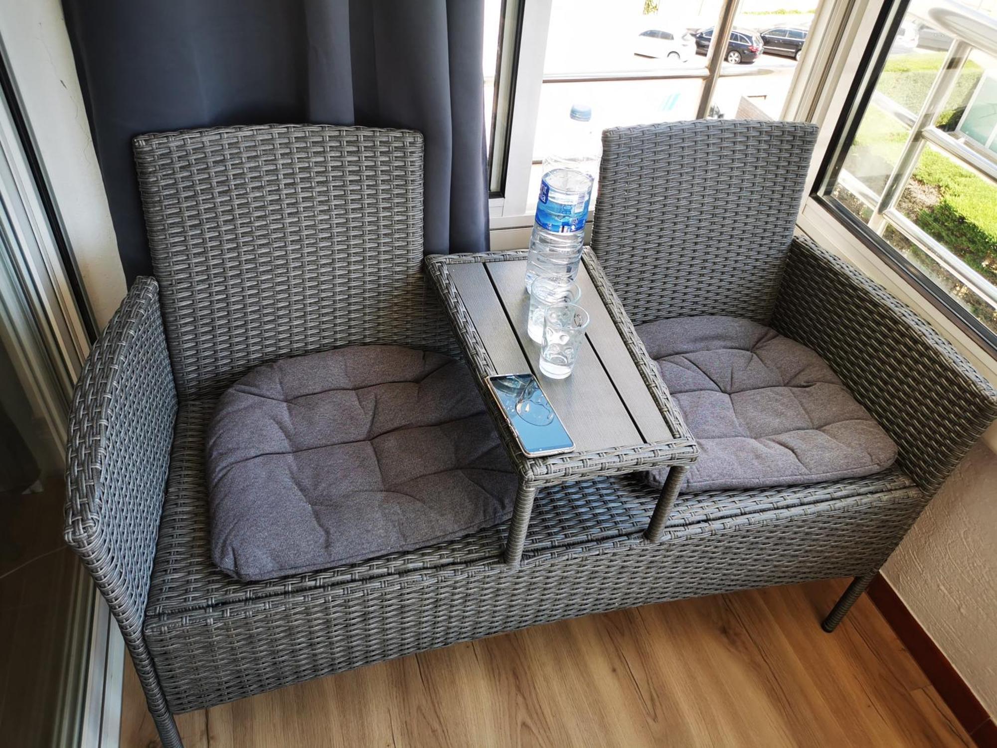 Spacieux Appartement Rose Front Mer Et Piscine Росес Екстер'єр фото
